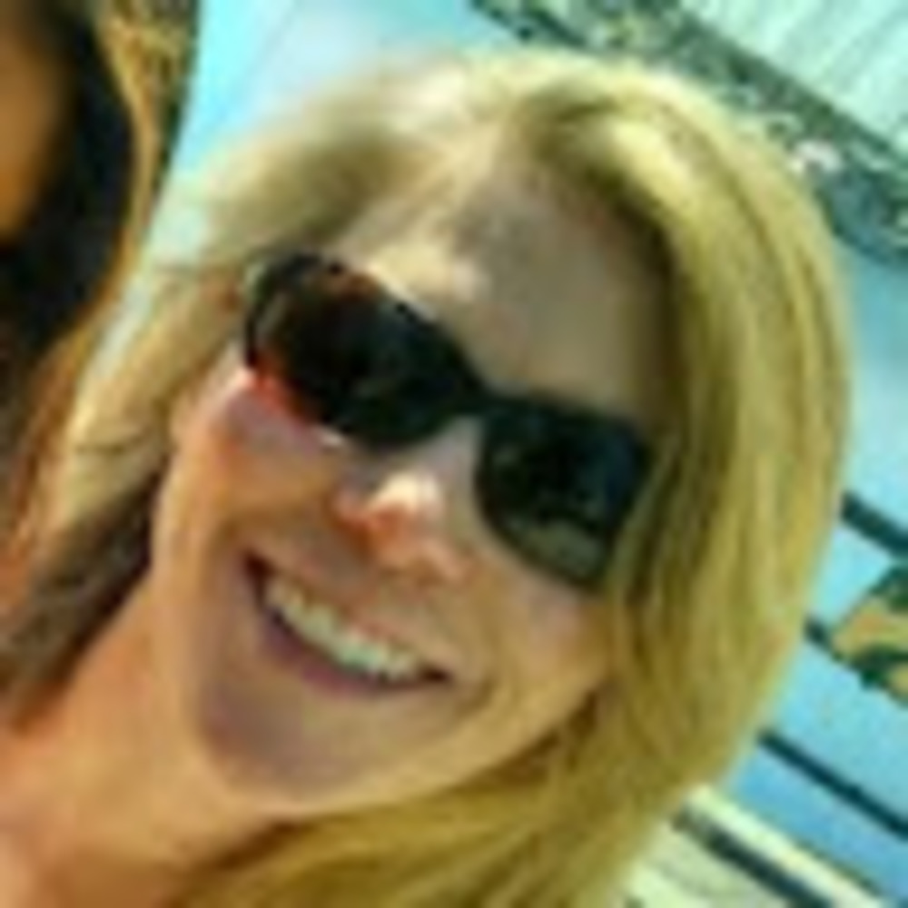 Meet your Posher, Desiree